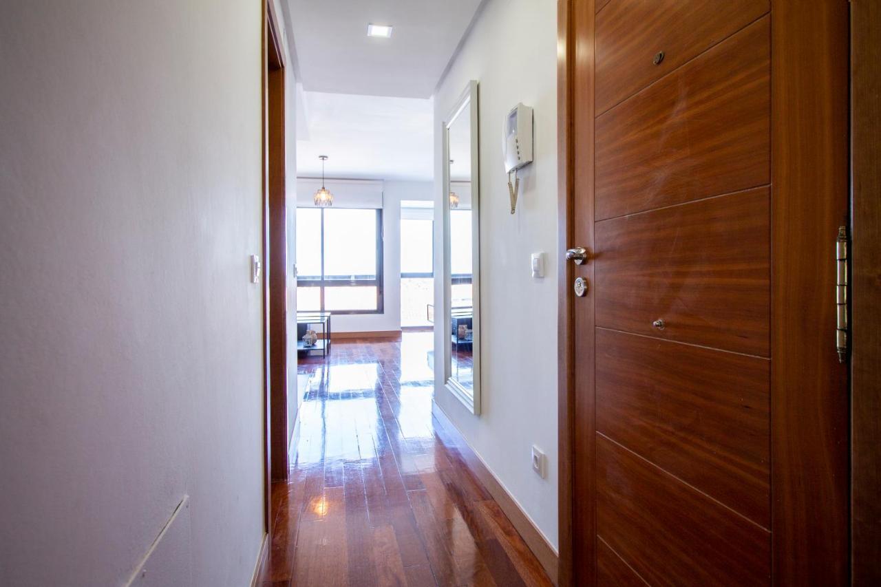 Apartamentos Castilla Luz Business Madrid Exterior foto