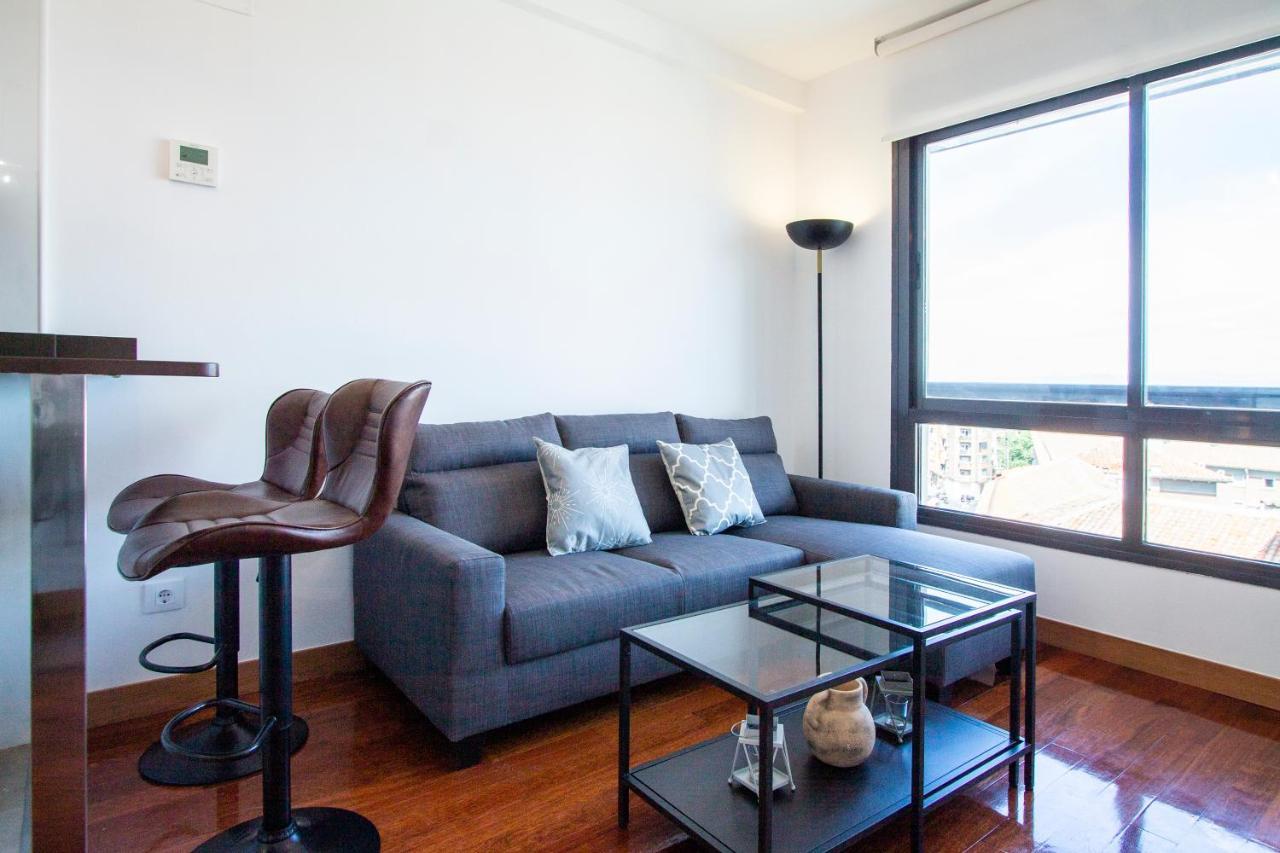 Apartamentos Castilla Luz Business Madrid Exterior foto